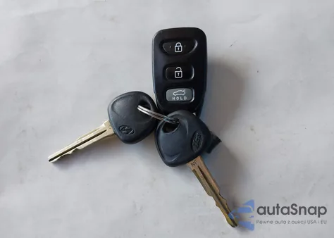 2016 Hyundai Elantra Se из США, поврежденный, VIN 5NPDH4AE4GH775992